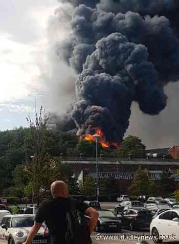 Fire service gives update on Kidderminster industrial fire | Dudley News - Dudley News