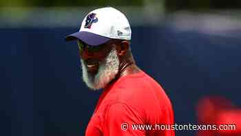 Houston Texans Defensive Coordinator Lovie Smith recalls first seeing the 2021 No. 1 overall draft pick when he was still in high school and Smith was head coach at Illinois. - HoustonTexans.com