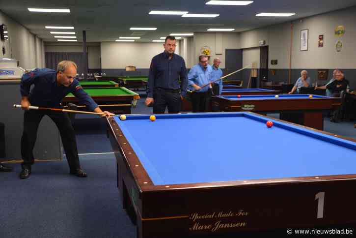 Oudste cafébazin Germaine (88) blijft voorlopig in vrijwillige lockdown maar supportert wel voor Billiard Promotion Team