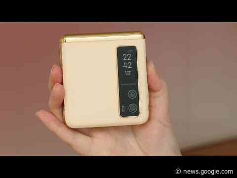 TCL's first foldable phone gets Samsung'ed out of existence - CNET