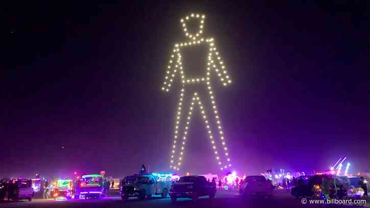 ‘Free’ Burning Man Brings 15,000 Maskless Partiers, Vax-Only Orgy & Dogs Galore to Nevada Desert