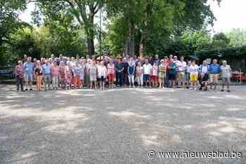 Veel belangstelling voor petanquetornooi (Izegem) - Het Nieuwsblad