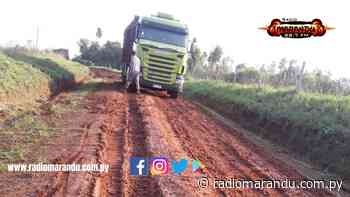 Vecinos olvidados denuncian pésimo estado de caminos en Mbutuy - radiomarandu.com.py
