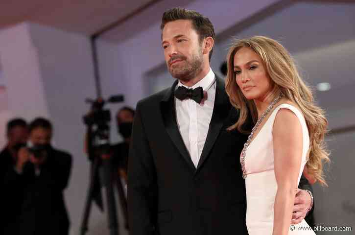 Jennifer Lopez & Ben Affleck Return to the Red Carpet Together for the First Time in 18 Years: Pics