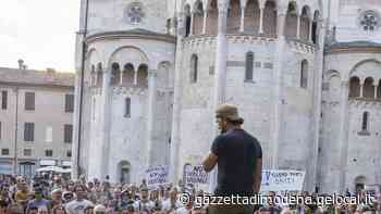 Modena, l'odio corre sul web: «Entriamo in ospedale armati di mazze» - La Gazzetta di Modena
