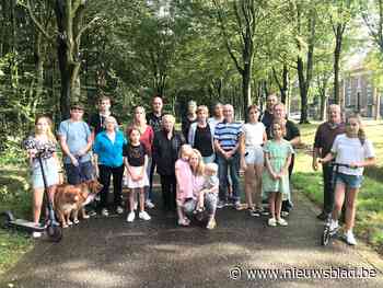 Buurt 18de Liniestraat verzamelt 170 handtekeningen voor maatregelen tegen sluipverkeer en snelheidsduivels