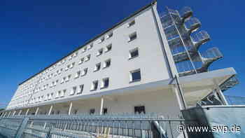 Polizei in Neu-Ulm: Quarantäne-Frust in Asylunterkunft im Starkfeld: So lief der Einsatz ab, so geht es dort weiter - SWP