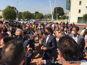 Giuseppe Conte a Pioltello: l'incontro coi militanti M5s e una corona di fiori per le vittime del deragliamento - Prima la Martesana