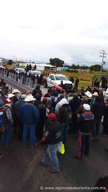 En defensa del agua, campesinos de Libres vuelven a cerrar la carretera Puebla-Teziutlán - Puebla - La Jornada de Oriente
