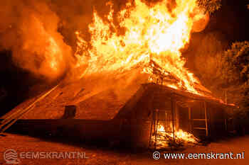 Grote brand verwoest boerderij in Biessum - Eemskrant | Nieuws uit de regio - Eemskrant