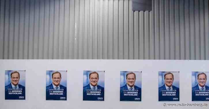 CSU-Parteitag empfängt Laschet mit Jubel und langem Applaus