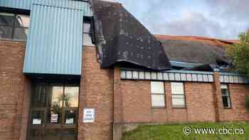 Hurricane Larry wallops eastern Newfoundland with strong winds, storm surge