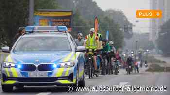 Augsburger Radsternfahrt zur Automesse IAA wird unterwegs immer größer