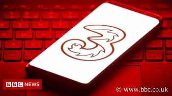 Three brings in EU roaming charges and ends global scheme