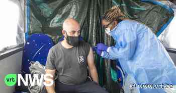 Ook in Ronse rijdt er nu een vaccinatiebus rond - VRT NWS