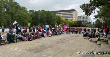 Rally at Alberta legislature spotlights concerns over UCP K-6 curriculum