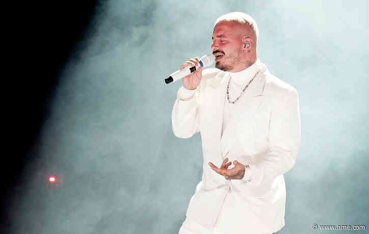 J Balvin announces 2022 tour on ‘The Tonight Show’, performs ‘In Da Getto’