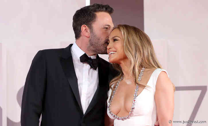 One of Ben Affleck's Famous Exes Just Commented on His Red Carpet Debut with Jennifer Lopez!