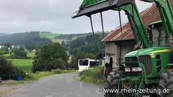 Verkehrsunfall mit Schulbus - Kreis Cochem-Zell - Rhein-Zeitung