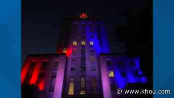Houston City Hall lit with patriotic colors in honor of 9/11 heroes - KHOU.com