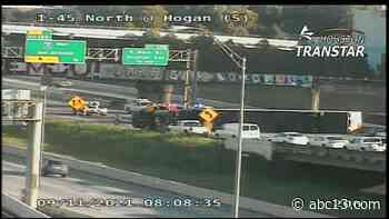 Houston traffic: Overturned 18-wheeler blocks I-45 northbound lanes near downtown - KTRK-TV