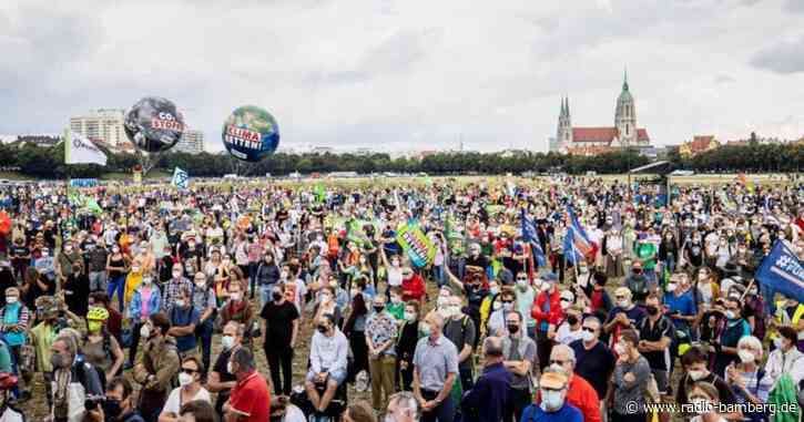 IAA-Gegner kritisieren Polizei: Weitere Proteste angekündigt