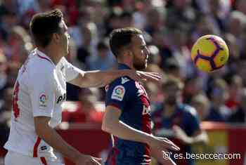 Wöber, casi descartado para su regreso al Sánchez-Pizjuán - BeSoccer