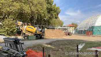 Campo di atletica a Rosignano, cantiere fermo: «La ditta non trova i materiali» - Il Tirreno