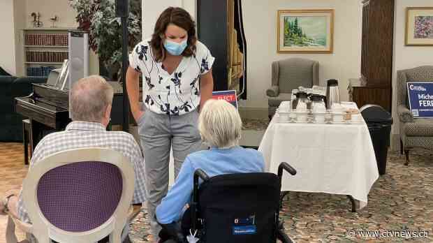 Erin O'Toole defends single-dosed candidate's visit to seniors' home