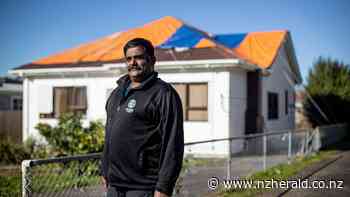 Coronavirus Covid-19 Delta outbreak: Builder gives $100,000 to fund food parcels - New Zealand Herald