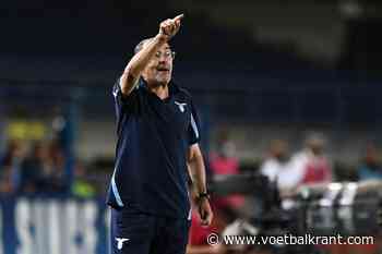 🎥 Maurizio Sarri stormt woedend richting Alexis Saelemaekers ... en krijgt rood