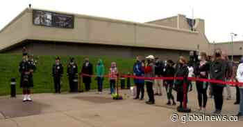 Calgary commemorates 20th anniversary of 9/11: ‘It touches all of us’ - Global News