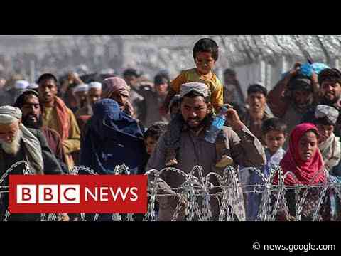 Thousands of Afghans flee to Pakistan following Taliban victory - BBC News - BBC News