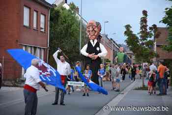 Reuzenstoet lokt heel wat volk<BR />