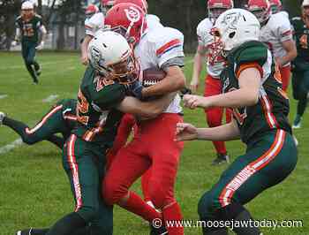 Swift Current takes shutout win over Peacock to kick off high school football season - moosejawtoday.com