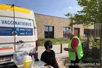 Ronse hinkt achterop: “We gaan in de moskee reclame maken voor de vaccinatiebus”