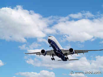 Scott's Cheap Flights helps travelers find airfare bargains in the U.S. and around the world - CNBC