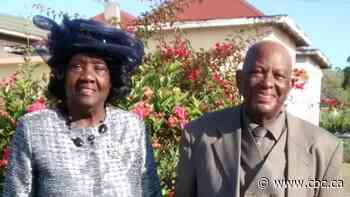 Canadian pensioners fighting more than $12K in fines for refusing to quarantine in a hotel