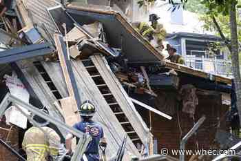 4 injured after apartment building explosion near Atlanta