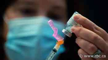 U.S. Republican governors challenge Biden's new vaccine requirement in court