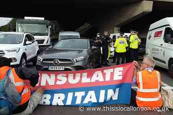 Insulate Britain: Who are they and why did they block the M25?