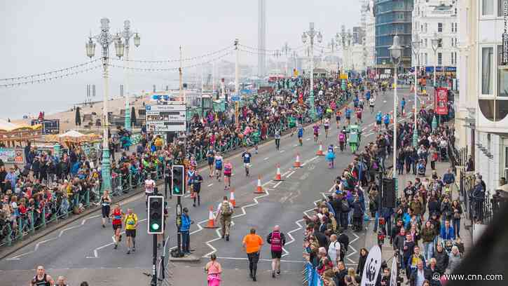 Marathon organizers apologize for making course 500 meters too long - CNN
