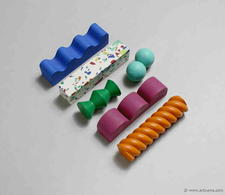 Objet: Handmade Crayons from Retoolings