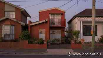 More Australians are retiring with a big mortgage. Should they use super to pay it off?