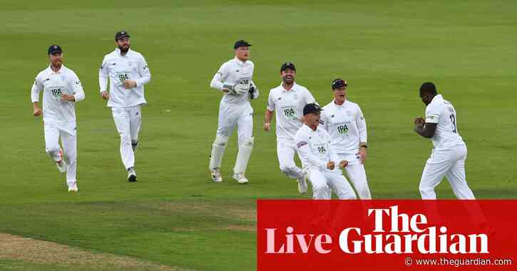 County cricket: Hampshire’s Barker rocks leaders Notts – as it happened