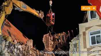 Gefahr für Nachbarhaus: Erneuter Nachteinsatz an der Brandruine