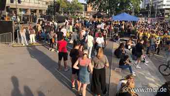 Kulturhauptstadt-Friedensfahrer wieder zurück in Chemnitz - MDR