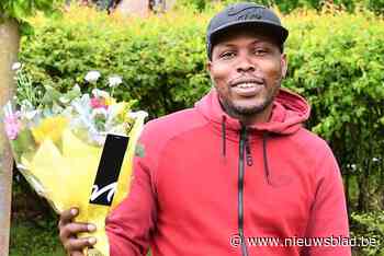 Populaire straatveger Clifton (43) sterft onverwacht in Suriname: “Een groot verlies”