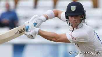 County Championship round-up: Essex dominate Surrey while Durham tail wags