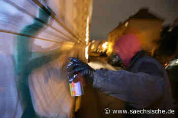 Dresden: Bundeswehrbus in Dresden besprüht - Sächsische.de